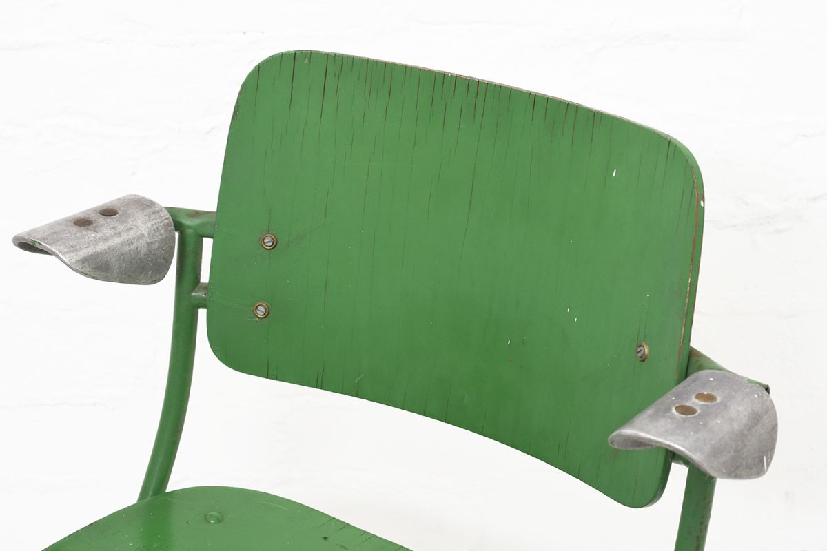 Tapiovaara-Ilmari-Nana-Armchair-Metal-Armrest_detail2