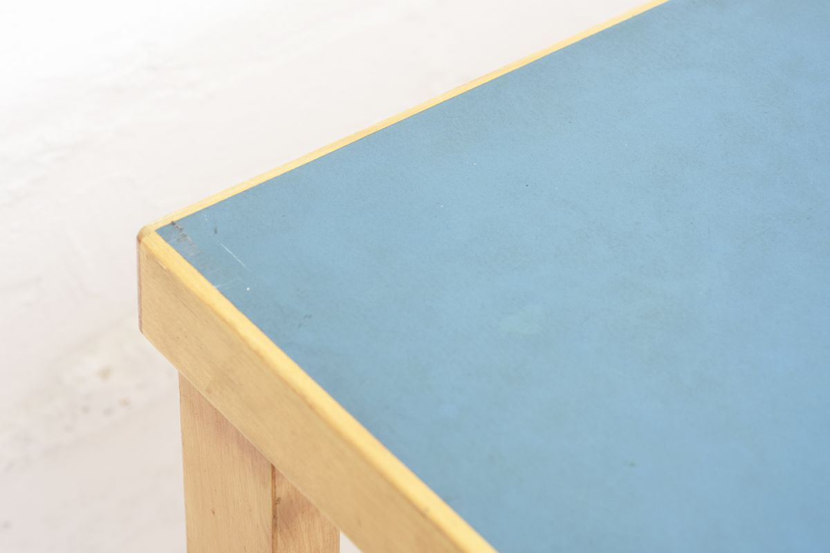 Aalto-Alvar-Early-Table-Blue-Lino_detail3