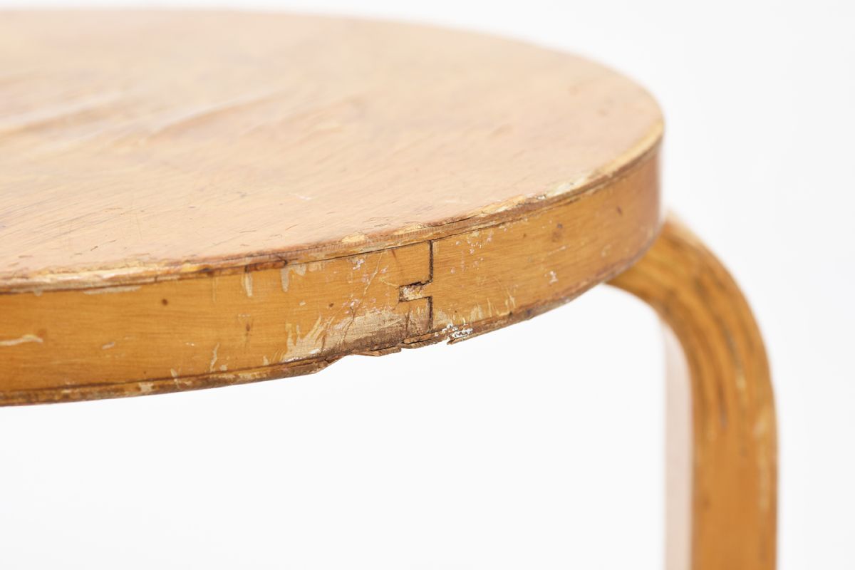 Aalto-Alvar-Stool60-4-Original-condition_detail2