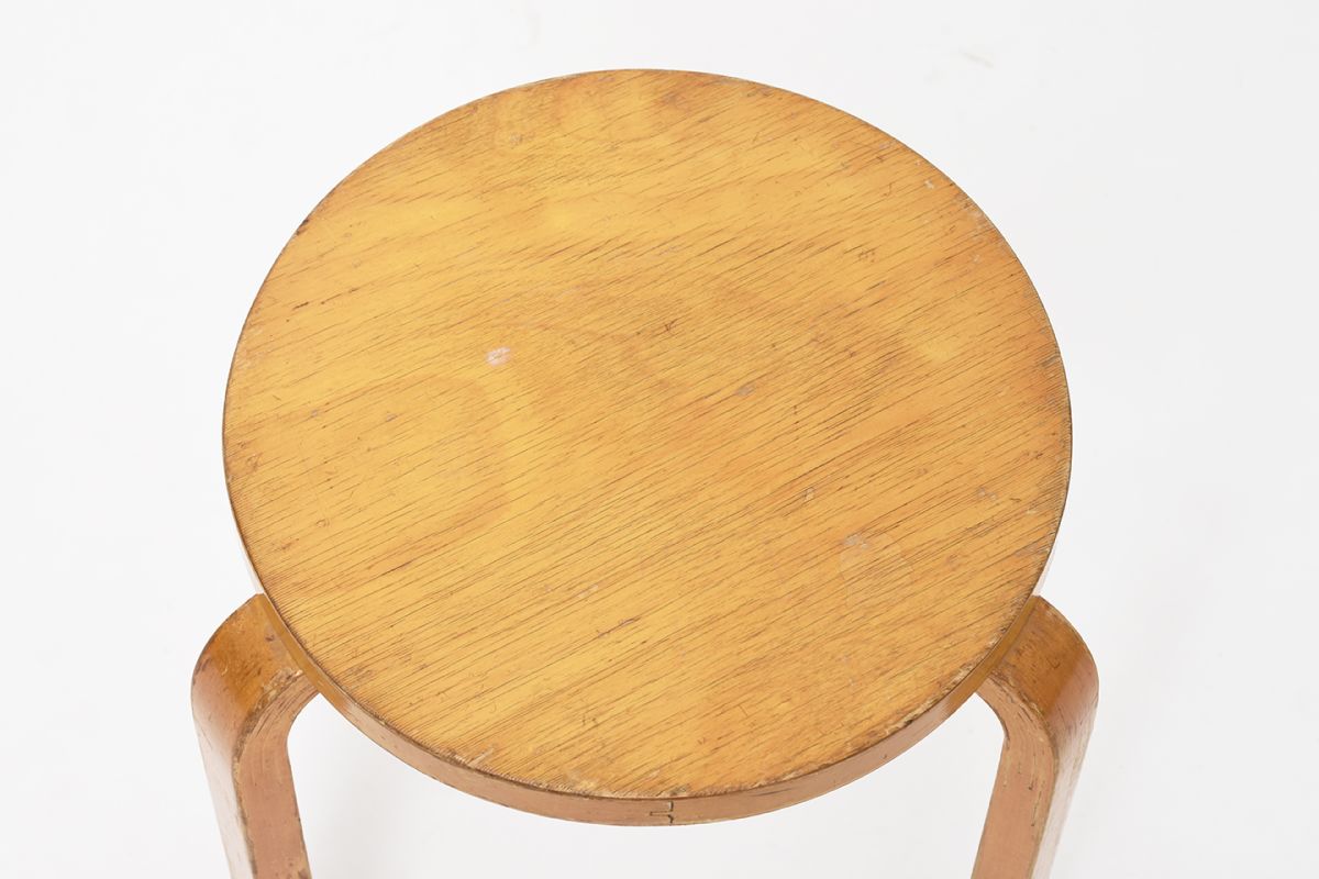 Aalto-Alvar-Stool60-4-Original-condition_detail8