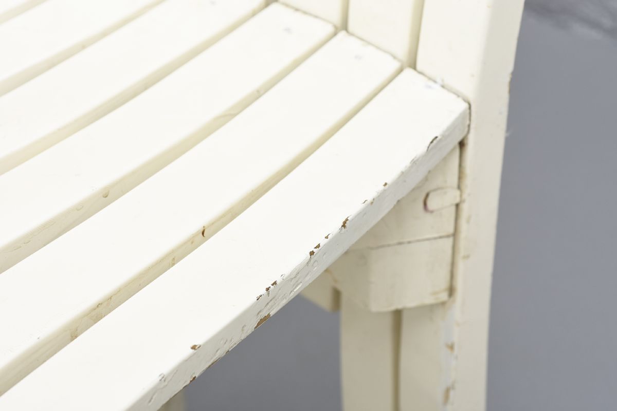 Aalto-Alvar-Sunflower-Chair-White-Yellow_detail5