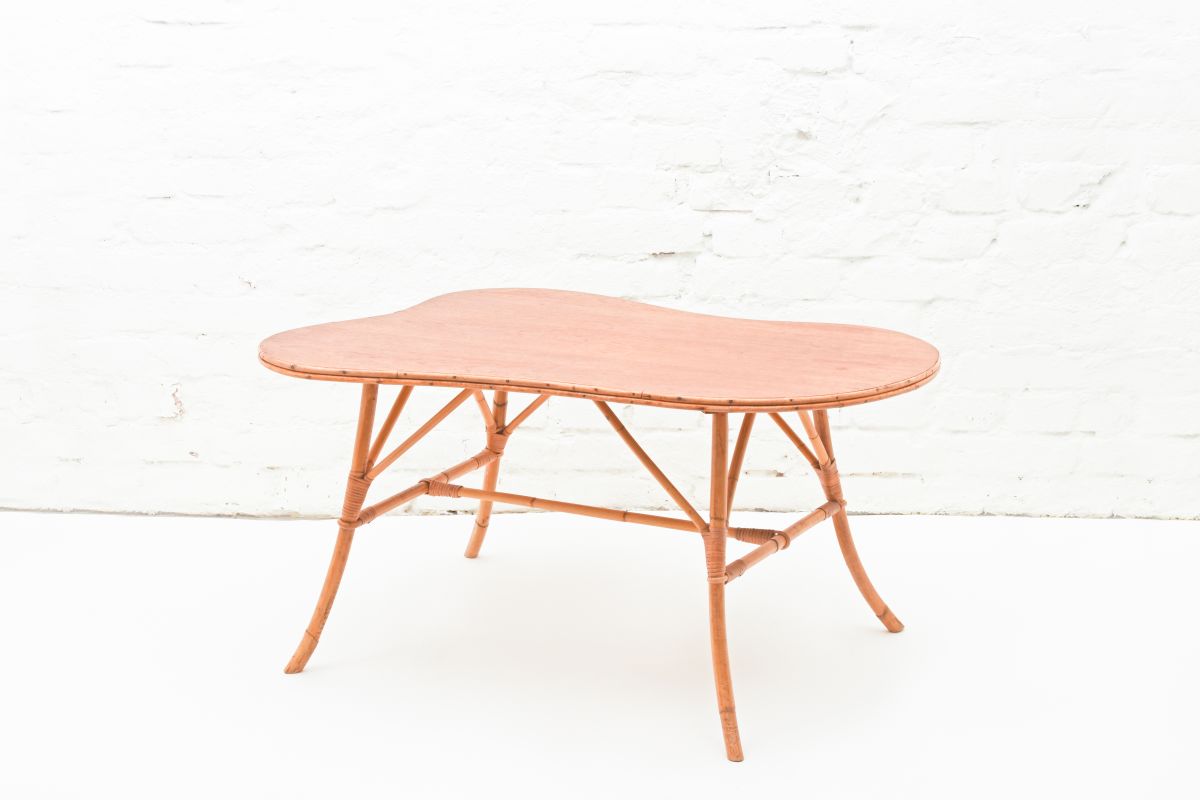 Low-table-sokeva