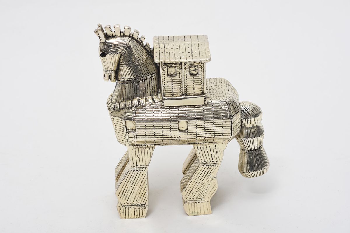 Silver-Troyan-Horse-details2