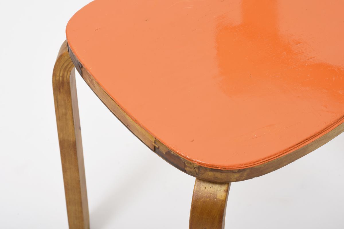 Aalto-69-chair-Orange-Seat-details6