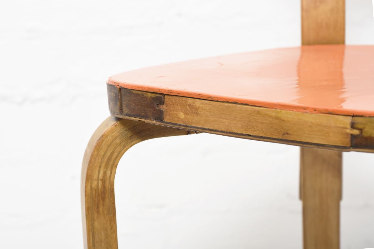 Aalto-69-chair-Orange-Seat-details7