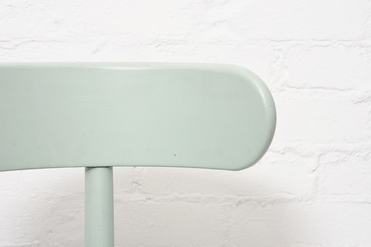 West-Hugging-Chairs-Mint-details5