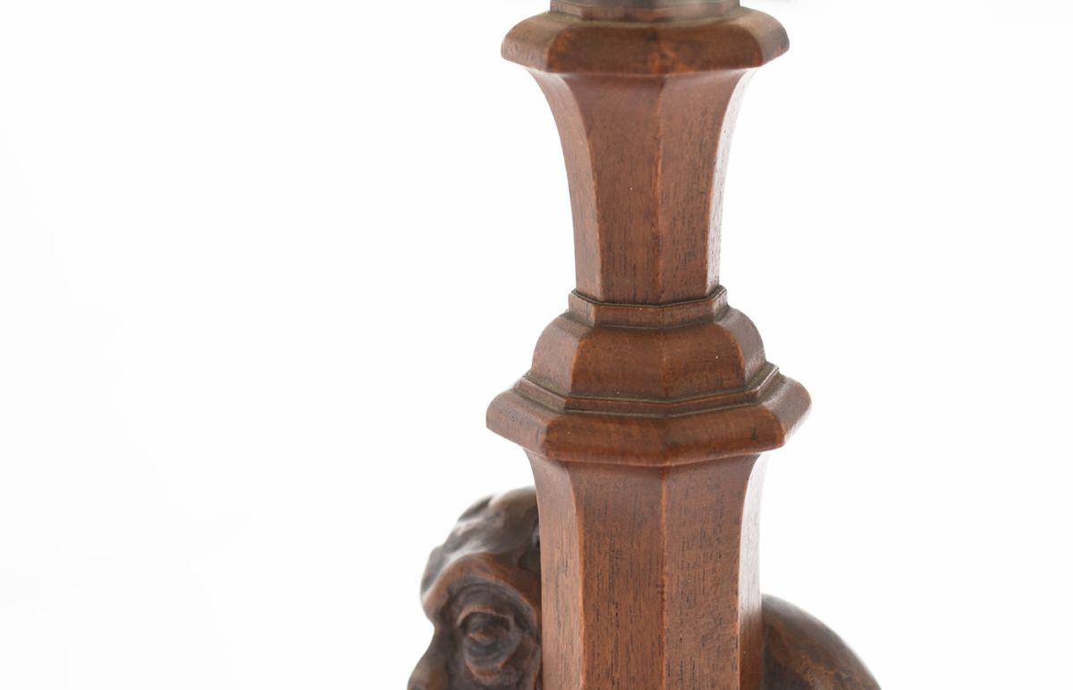 Monkey-Table-Lamp-details4