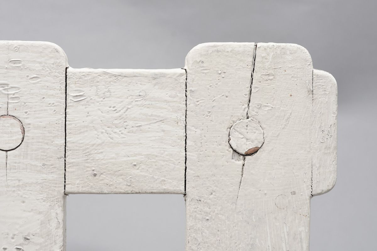 Small-Wooden-White-Stool-details3