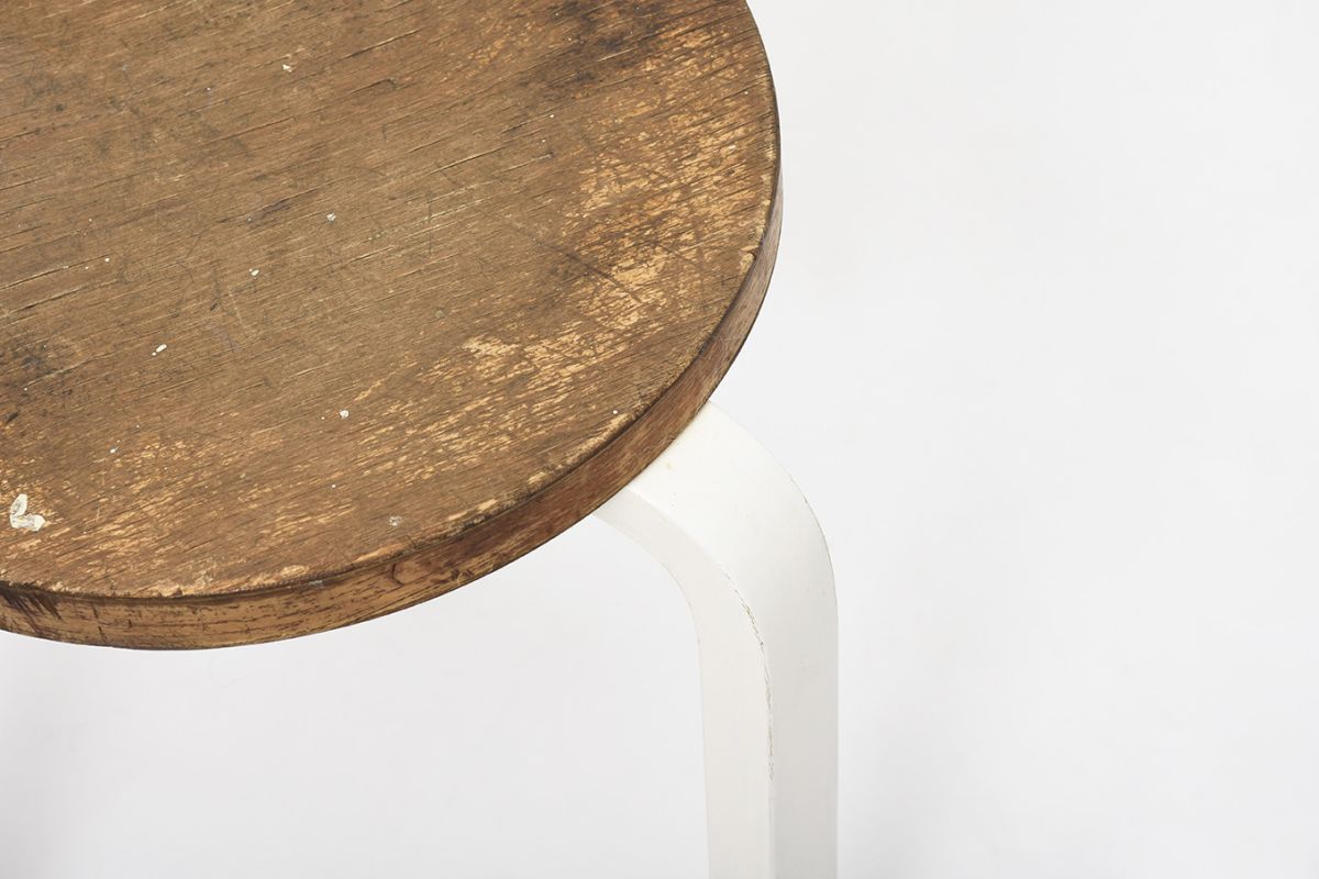 Aalto Stool60 White Legs Patinated Top details2