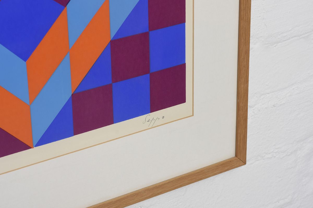 Geometric Painting Blue Orange details3