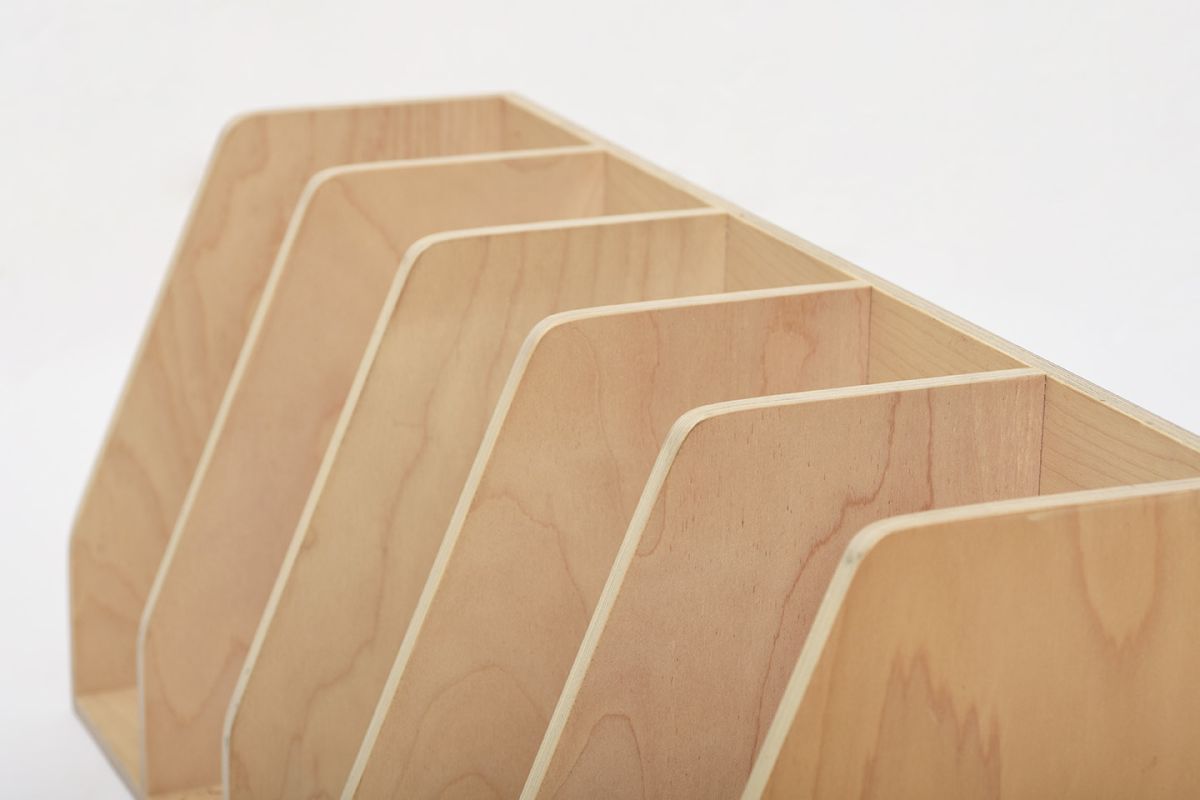 Aino Aalto Book Shelf details2