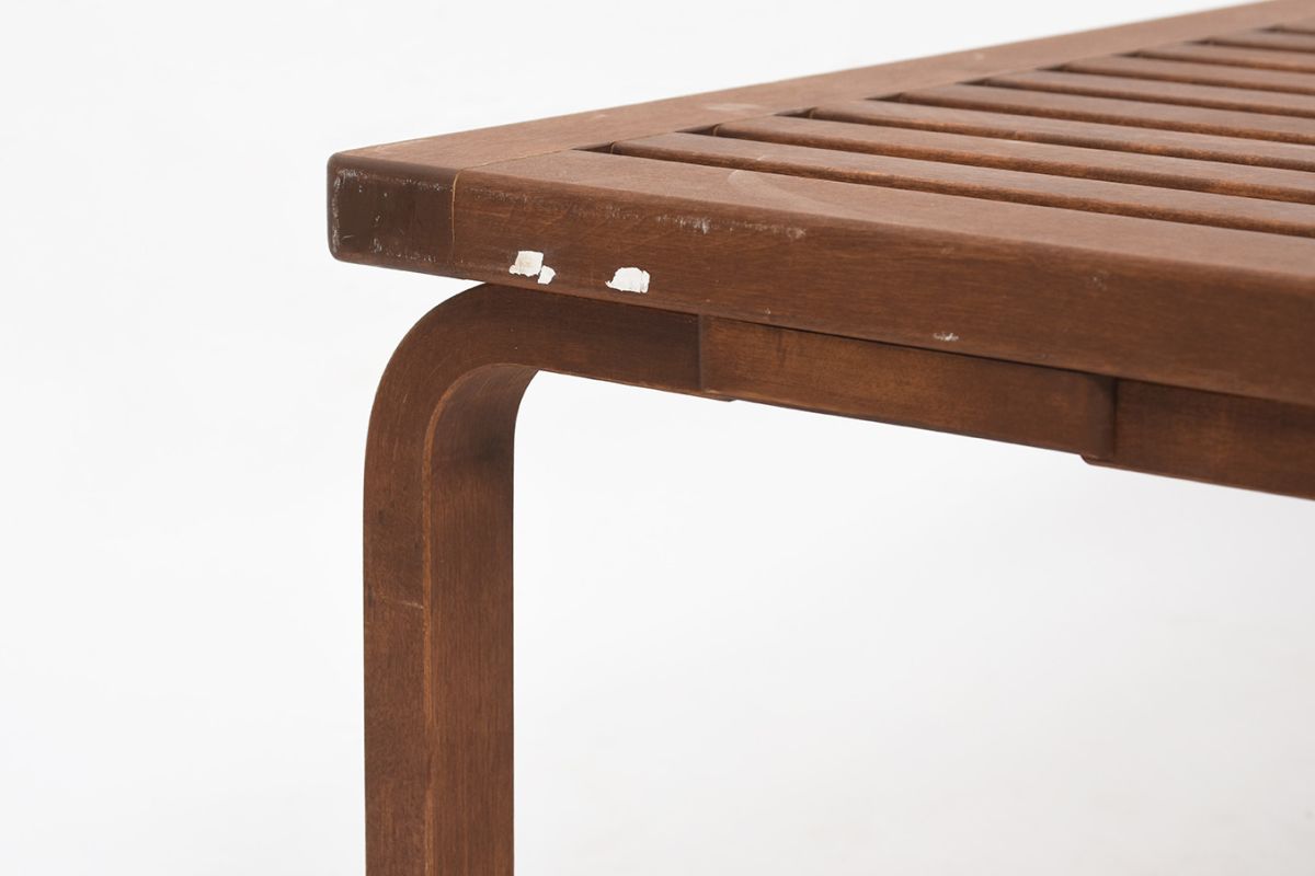 Aalto Bench153 A Low Walnut details5