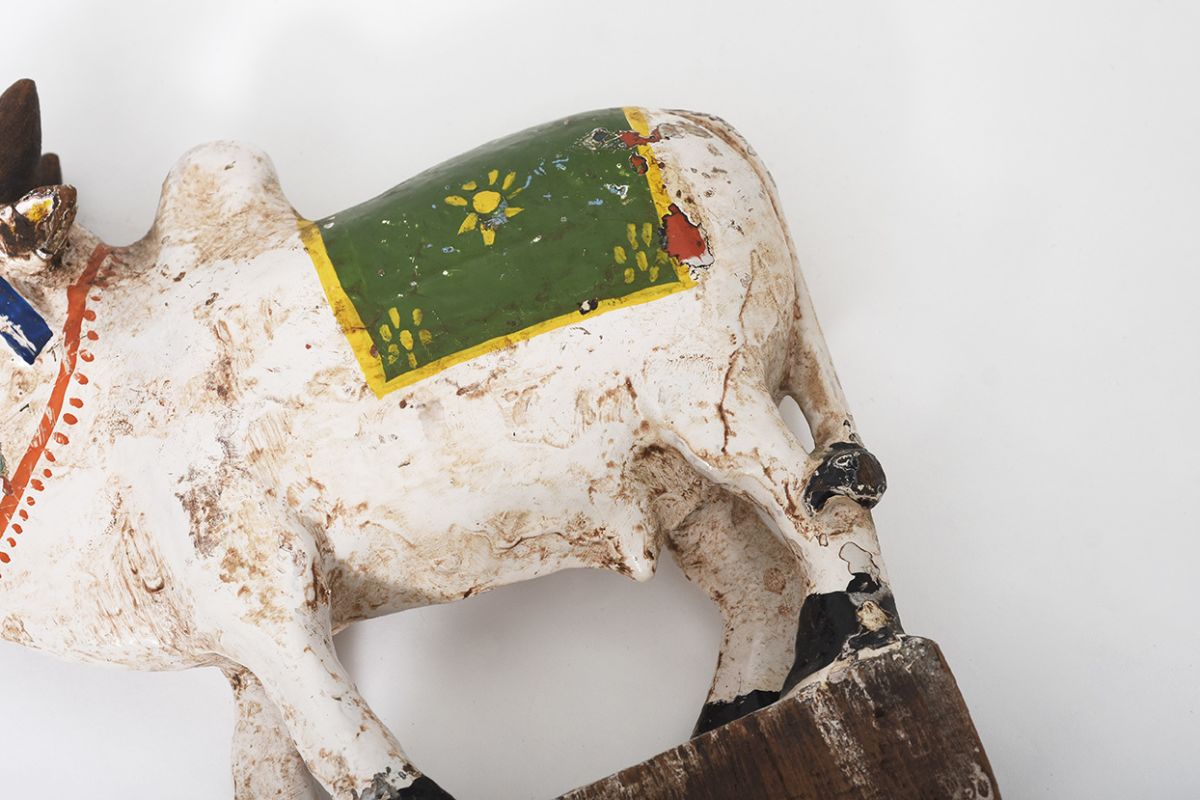 Folky Wooden Cow details5