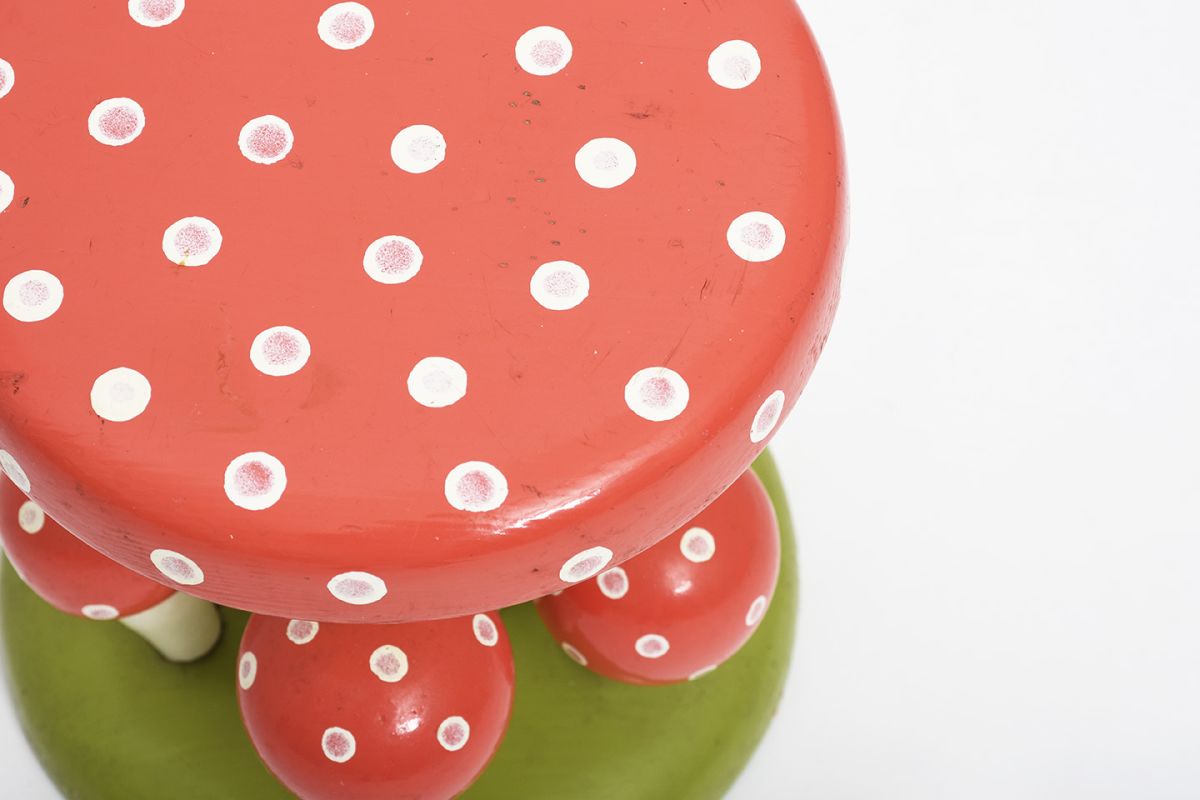 Folky Mushroom Stool1 details1