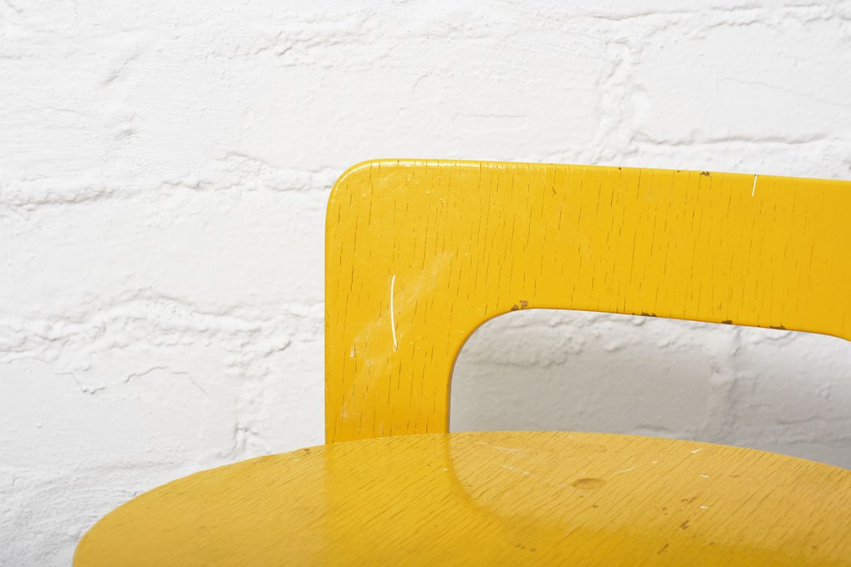 Aalto K65 Chair Paitaned Yellow Paint details1