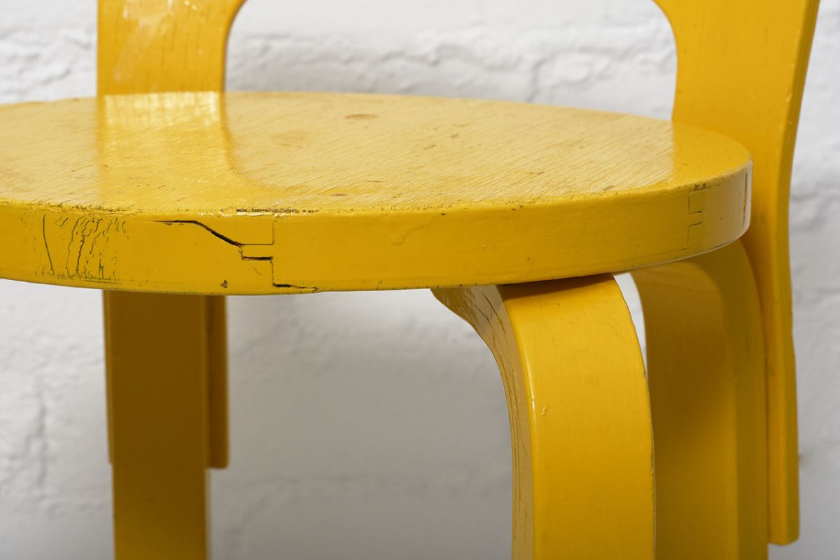 Aalto K65 Chair Paitaned Yellow Paint details6