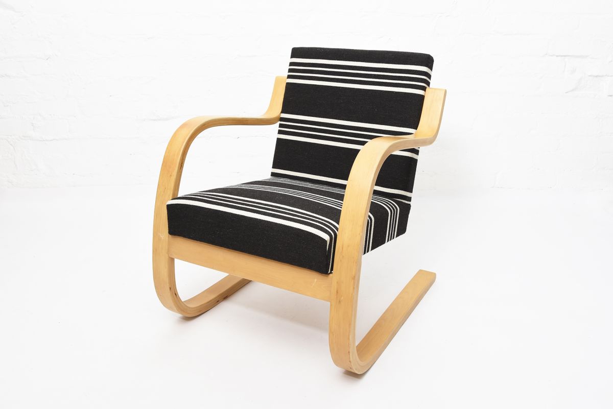 Aalto Alvar Armchair 402 stripe fabric