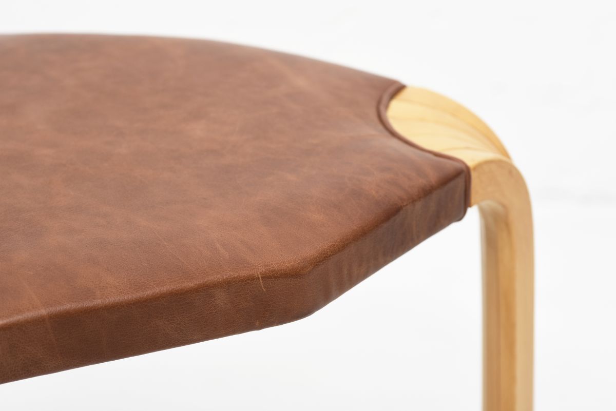 Aalto Alvar Stool X602 brown 03