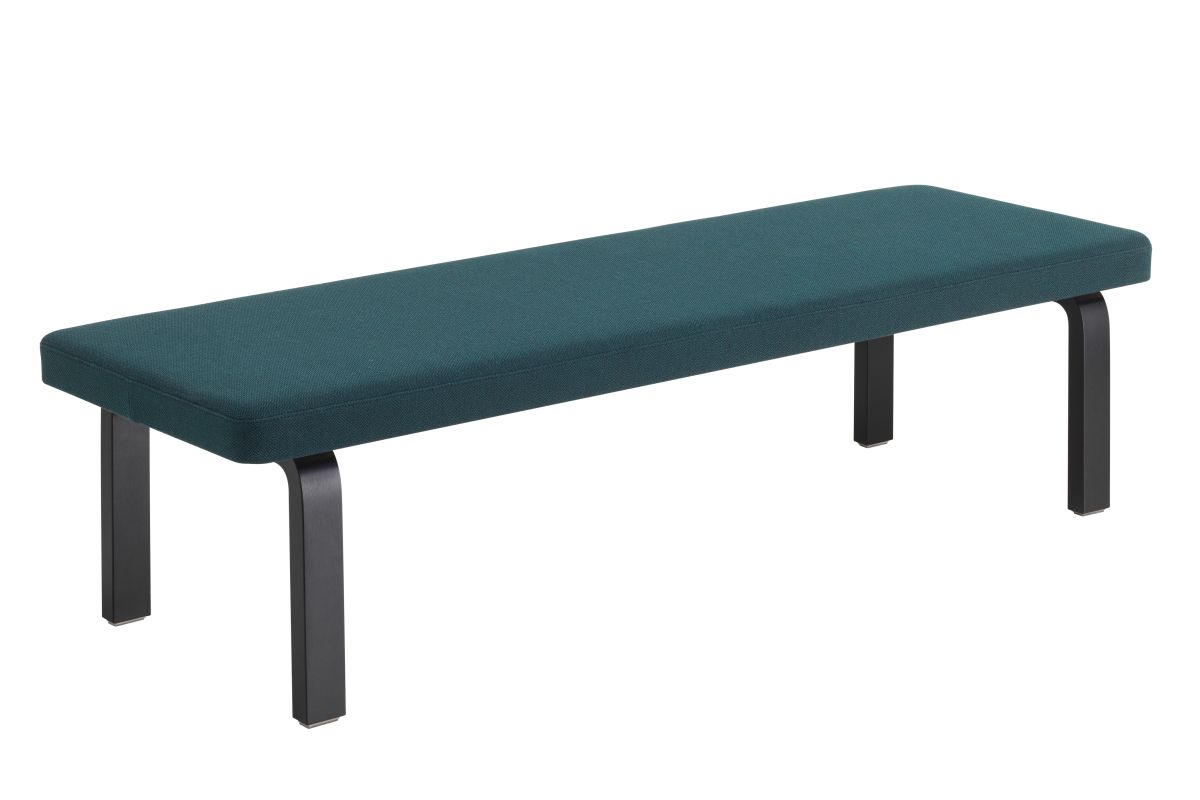 Bench 167 legs black lacquered, upholstered_cut-out