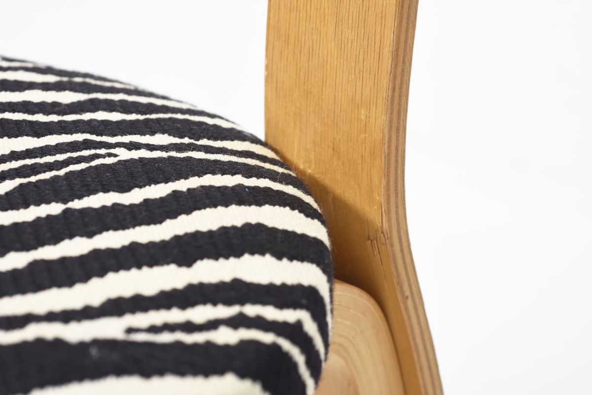 Aalto Alvar Chair66 zebra 04