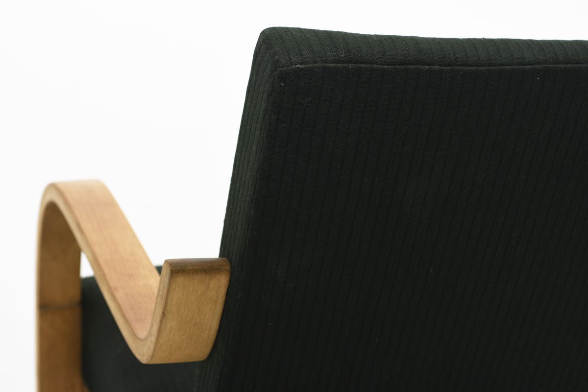 Aalto Alvar Armchair 401 dark green 03