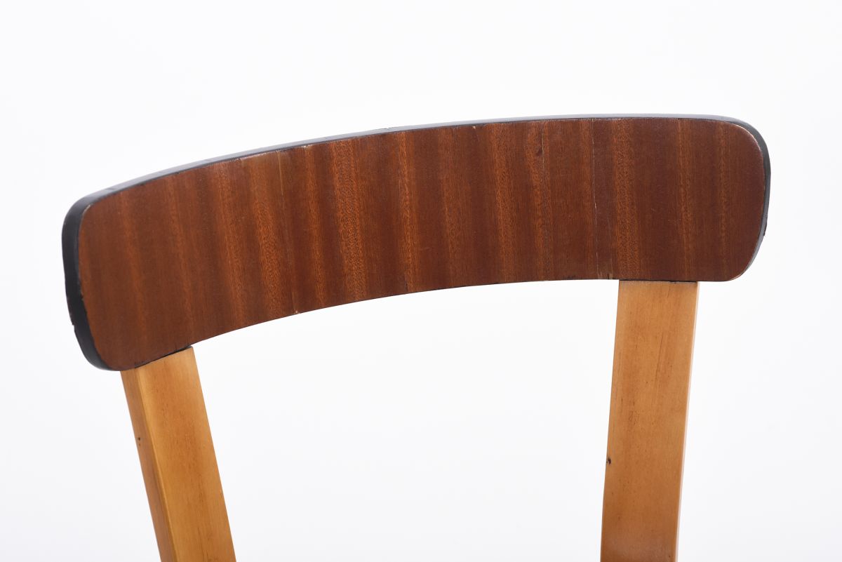 Aalto Alvar chair 69 war leg mahogany 01