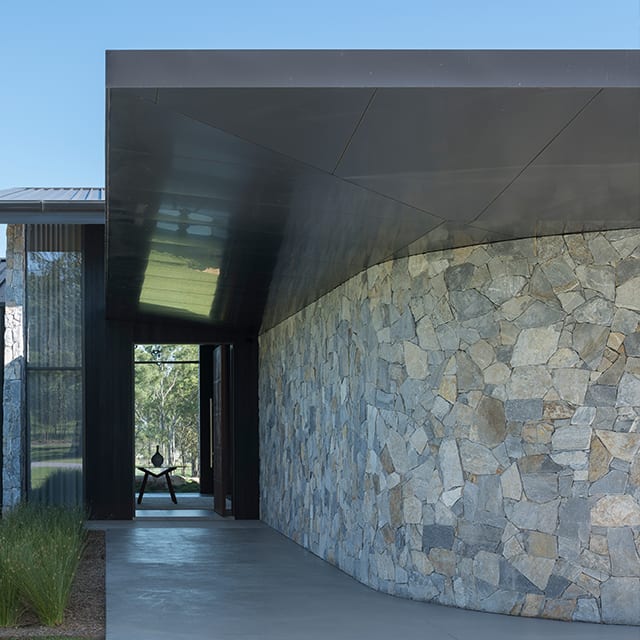 artisanexterior image upload c_limit,f_auto,w_640 v1777953564 Artisan_Exterior_Peak_Organic_Cladding_Thumbnail_bwizvt