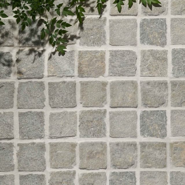 Arkkia Split Loose Cobblestone Plant Prop