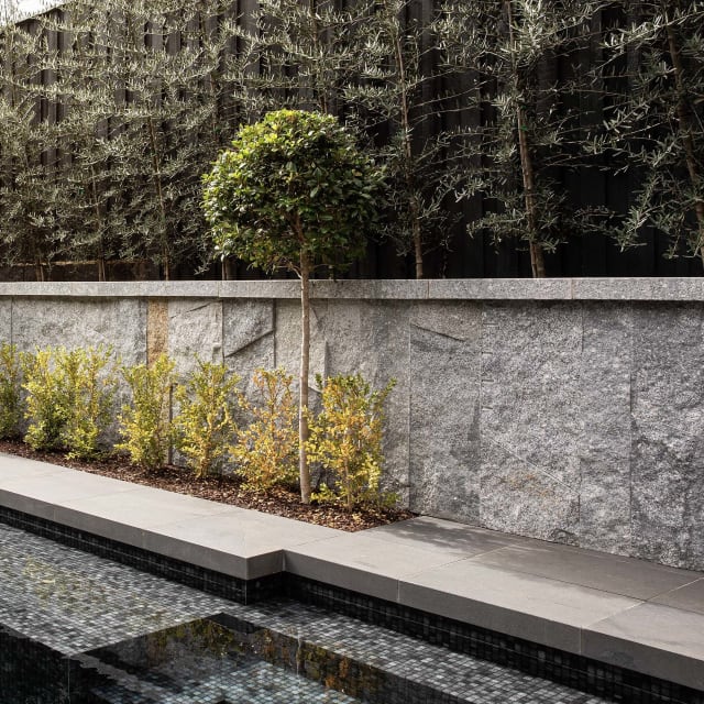 artisanexterior image upload c_limit,f_auto,w_640 v1787104887 101b_pool_tiles_priekstolen_wall_cladding_box_hill_image_1_thumbnail