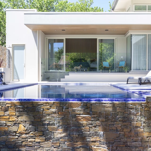 artisanexterior image upload c_limit,f_auto,w_640 v1788510320 rustic_mica_wall_cladding_thumbnail_1