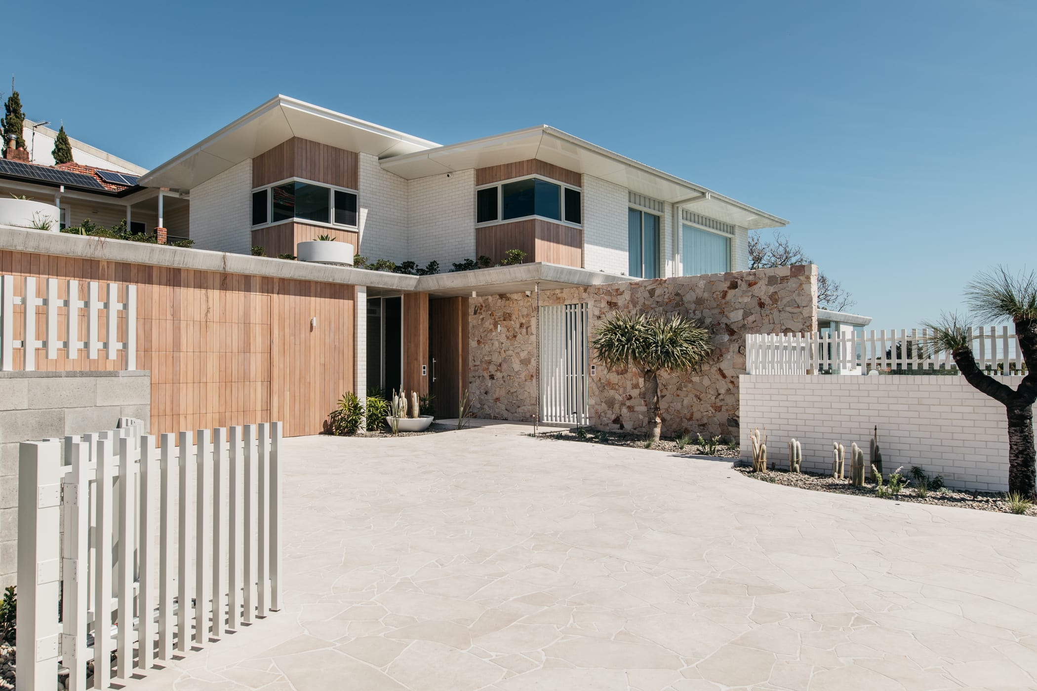 artisanexterior image upload c_limit,f_auto v1775622154 Bribie_Cladding_and_Sokeria_Crazy_14_New_Lambton._osb9z7