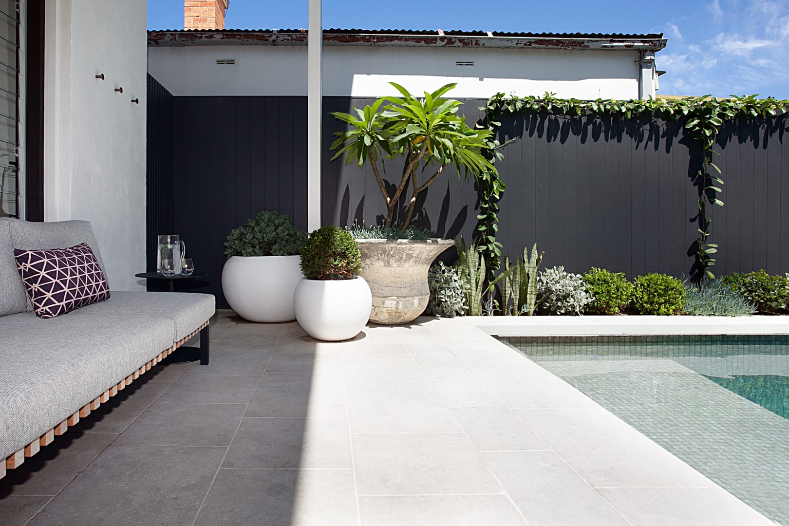 artisanexterior image upload c_limit,f_auto v1776401545 Olive_Pavers_3_Bronte_ncdp0m