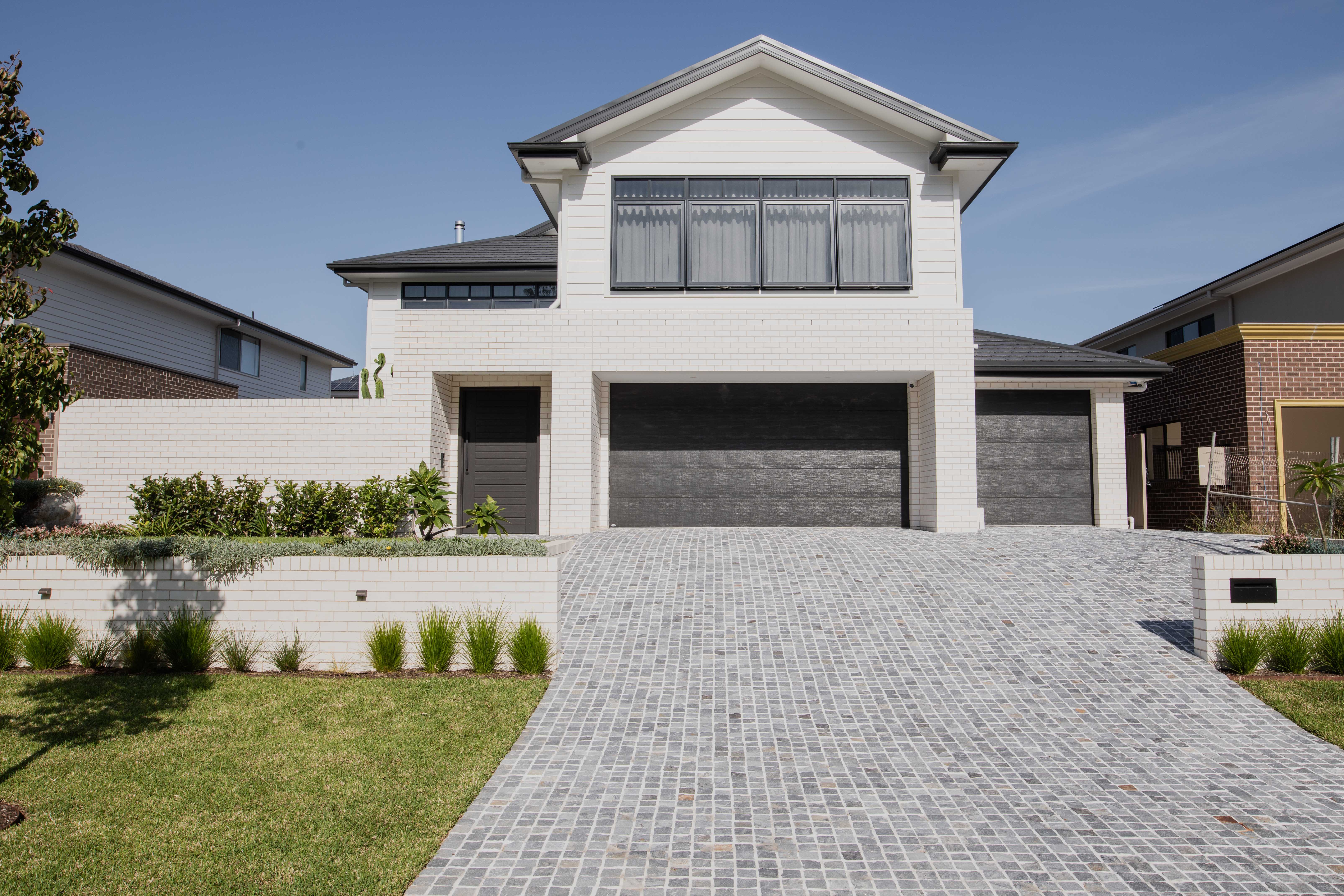 artisanexterior image upload c_limit,f_auto v1776995968 Plume_Cobblestones_4_Razorback_k8f9od