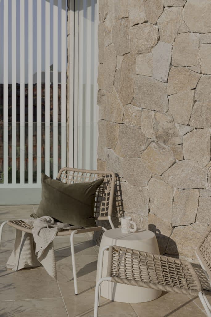 artisanexterior image upload c_limit,f_auto v1787014570 valo_pavers_chateau_wall_cladding_fairview_4_gallery_image