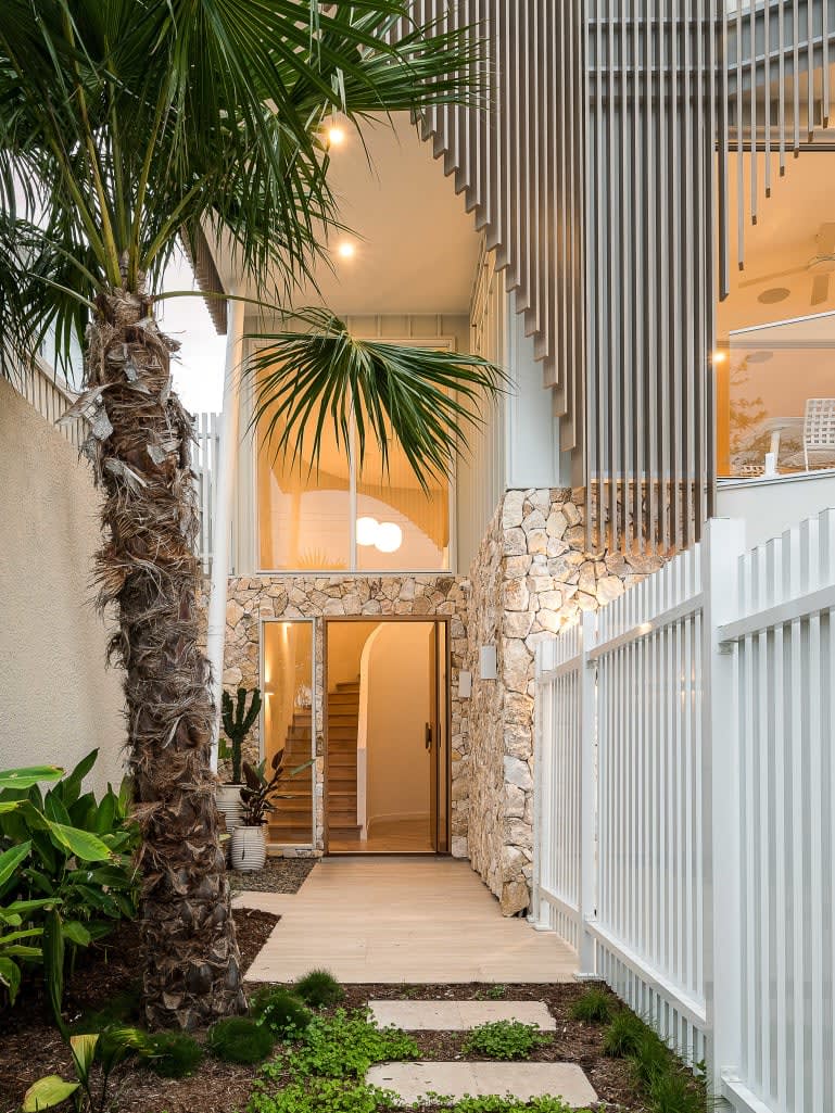 artisanexterior image upload c_limit,f_auto v1787019336 cordillera_cladding_and_kahvi_lr_1_indooroopilly_gallery_image_1