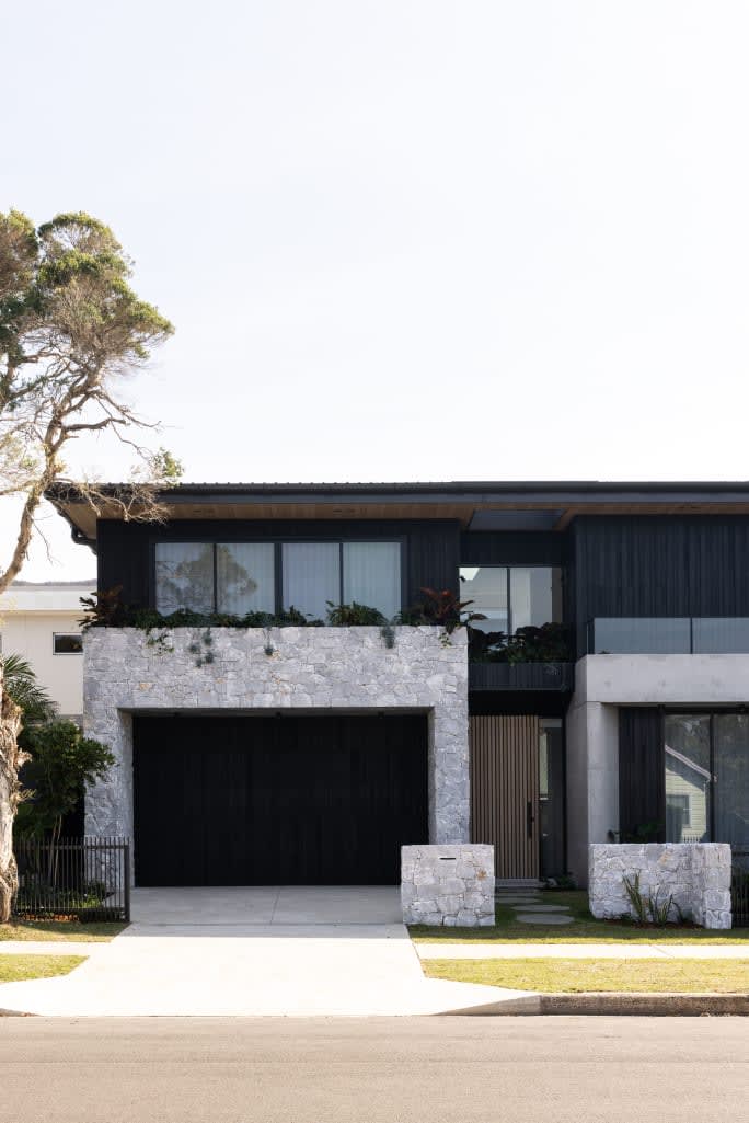 artisanexterior image upload c_limit,f_auto v1787027210 copy_of_luna_cladding_montera_pavers_nero_project_2a_gallery_image