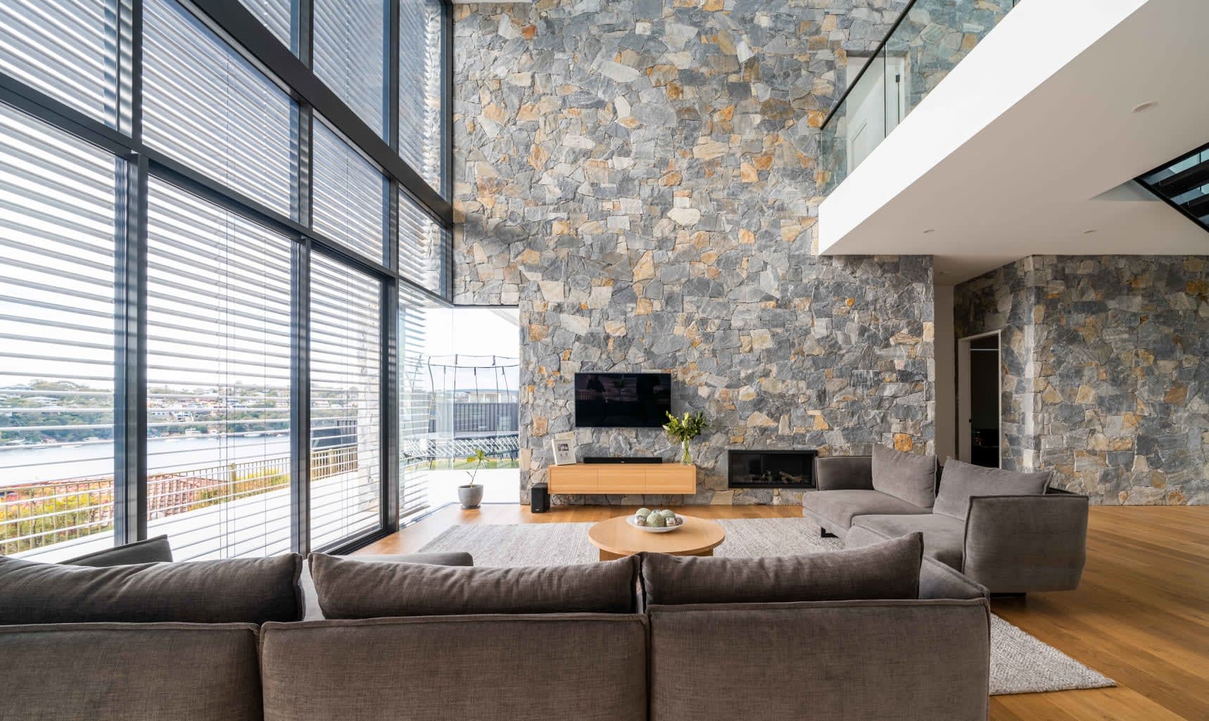 artisanexterior image upload c_limit,f_auto v1787029508 copy_of_peak_wall_cladding_1_gymea_bay_gallery_image