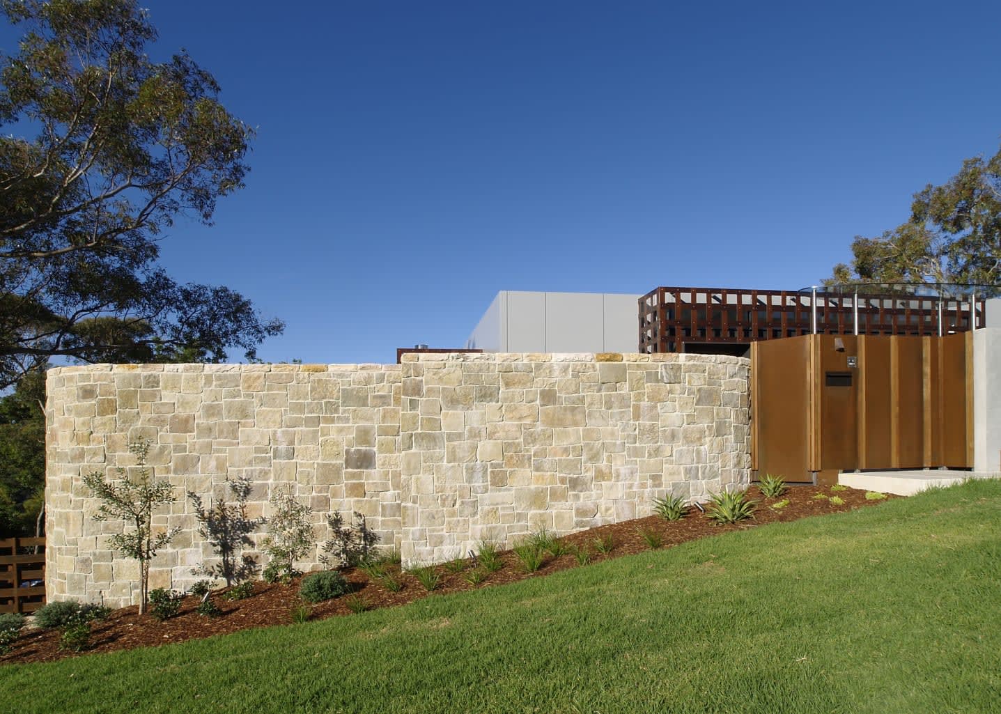 artisanexterior image upload c_limit,f_auto v1787037068 copy_of_grange_wall_cladding_minnamurra_gallery_image