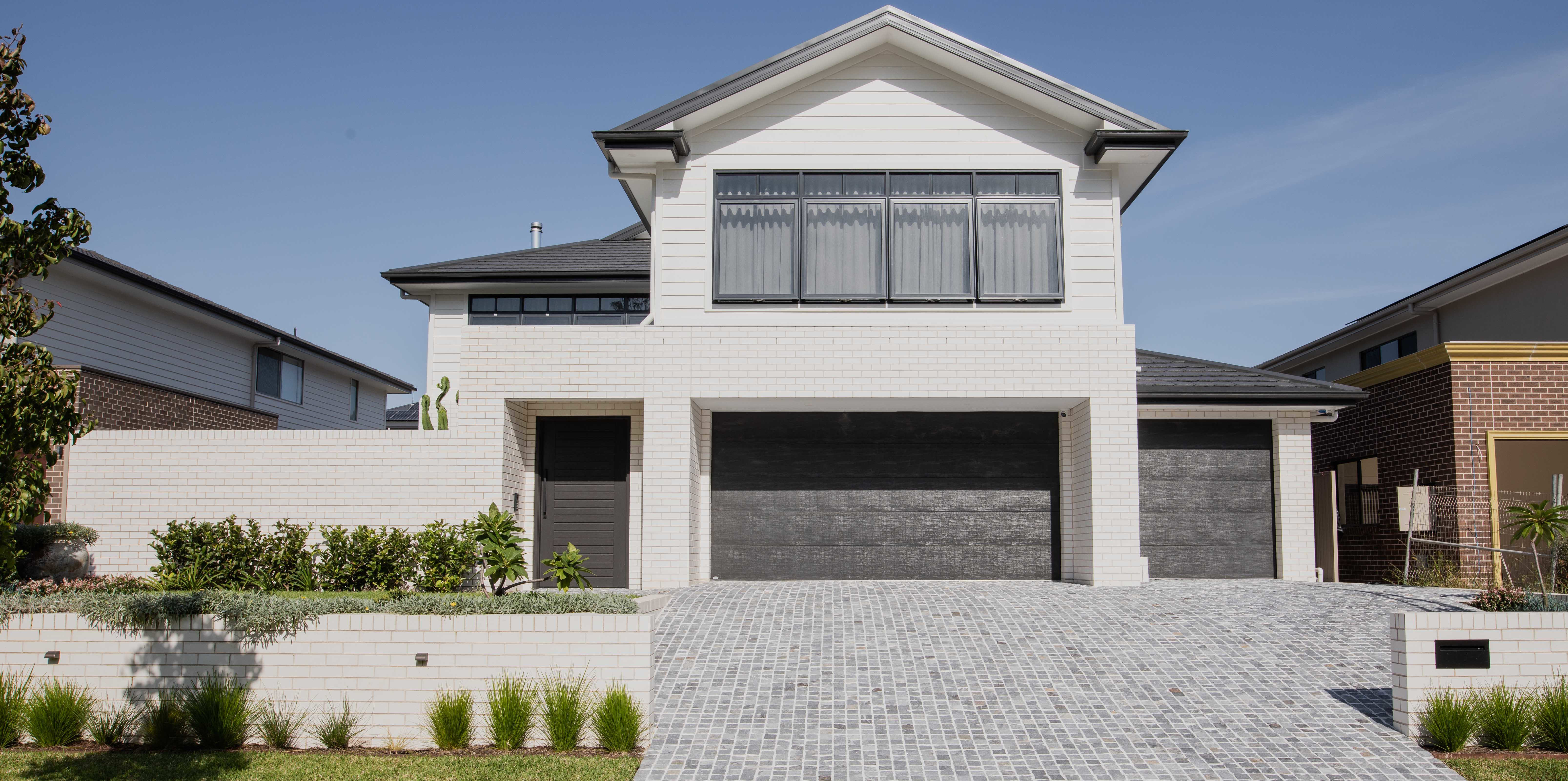 artisanexterior image upload c_limit,f_auto v1788142303 plume_cobblestones_4_blog_image_2