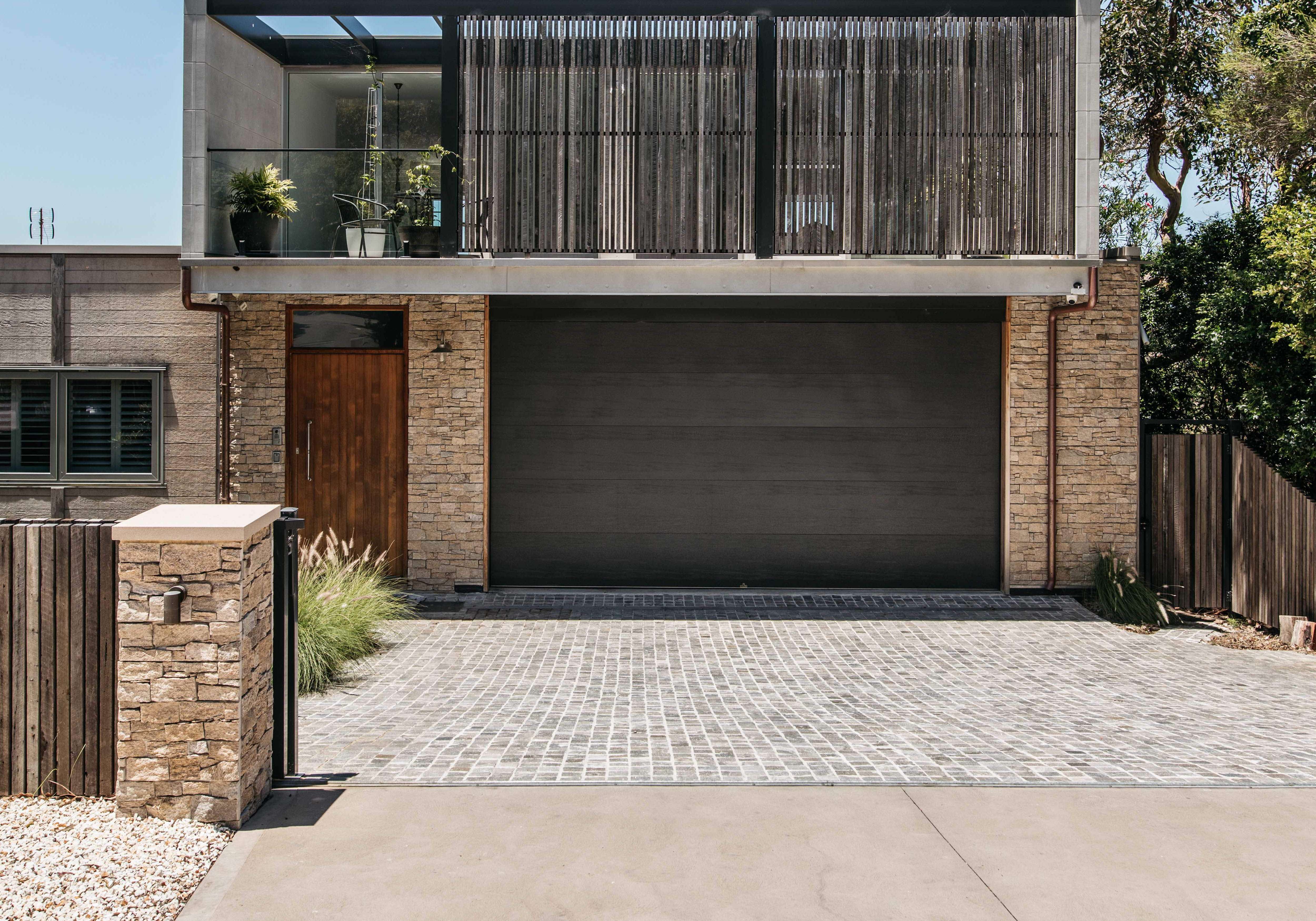 artisanexterior image upload c_limit,f_auto v1788143048 pilvi_cobblestones_blog_image