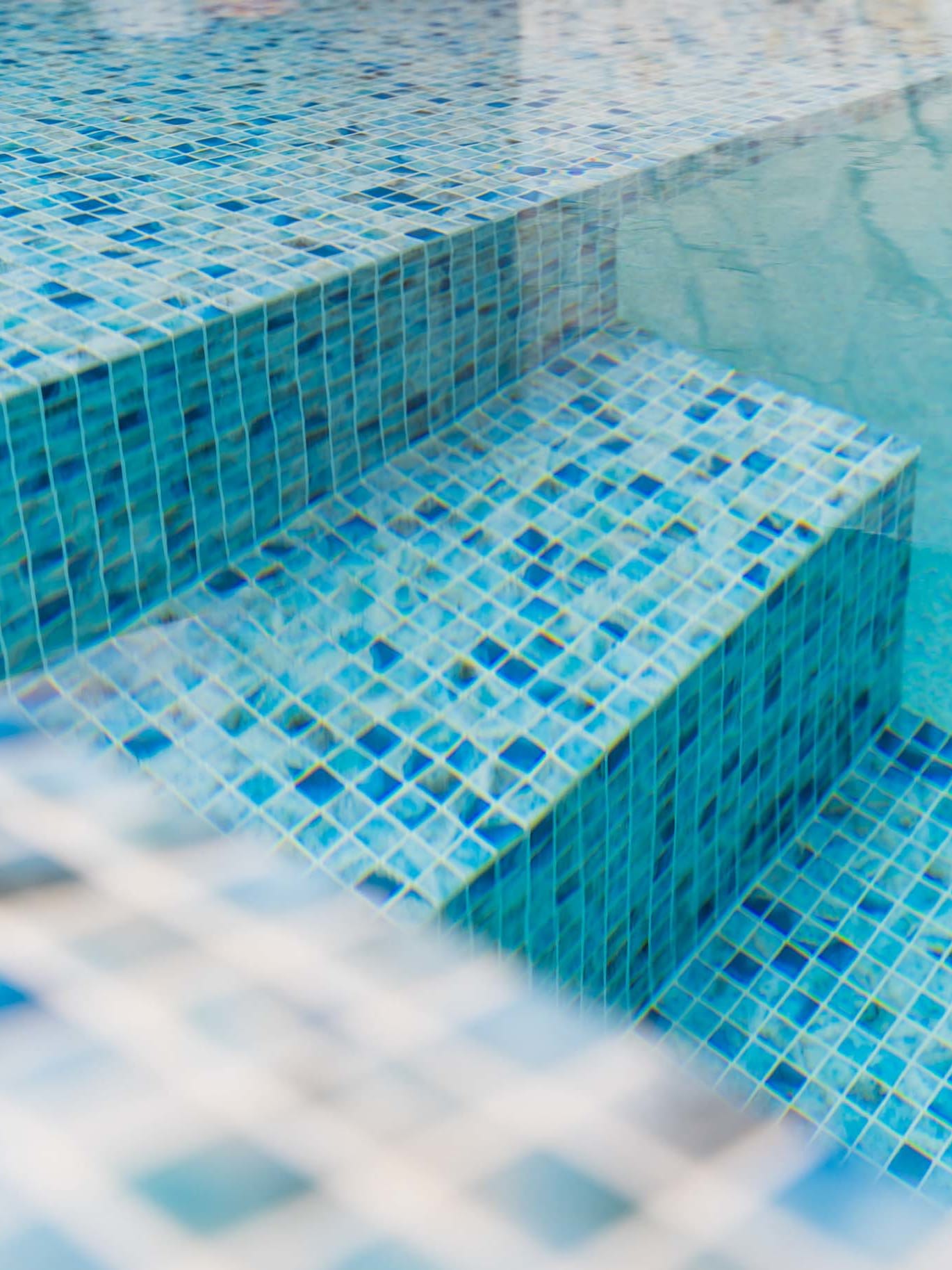 artisanexterior image upload c_limit,f_auto v1788230167 drift_pool_tile_blog_image