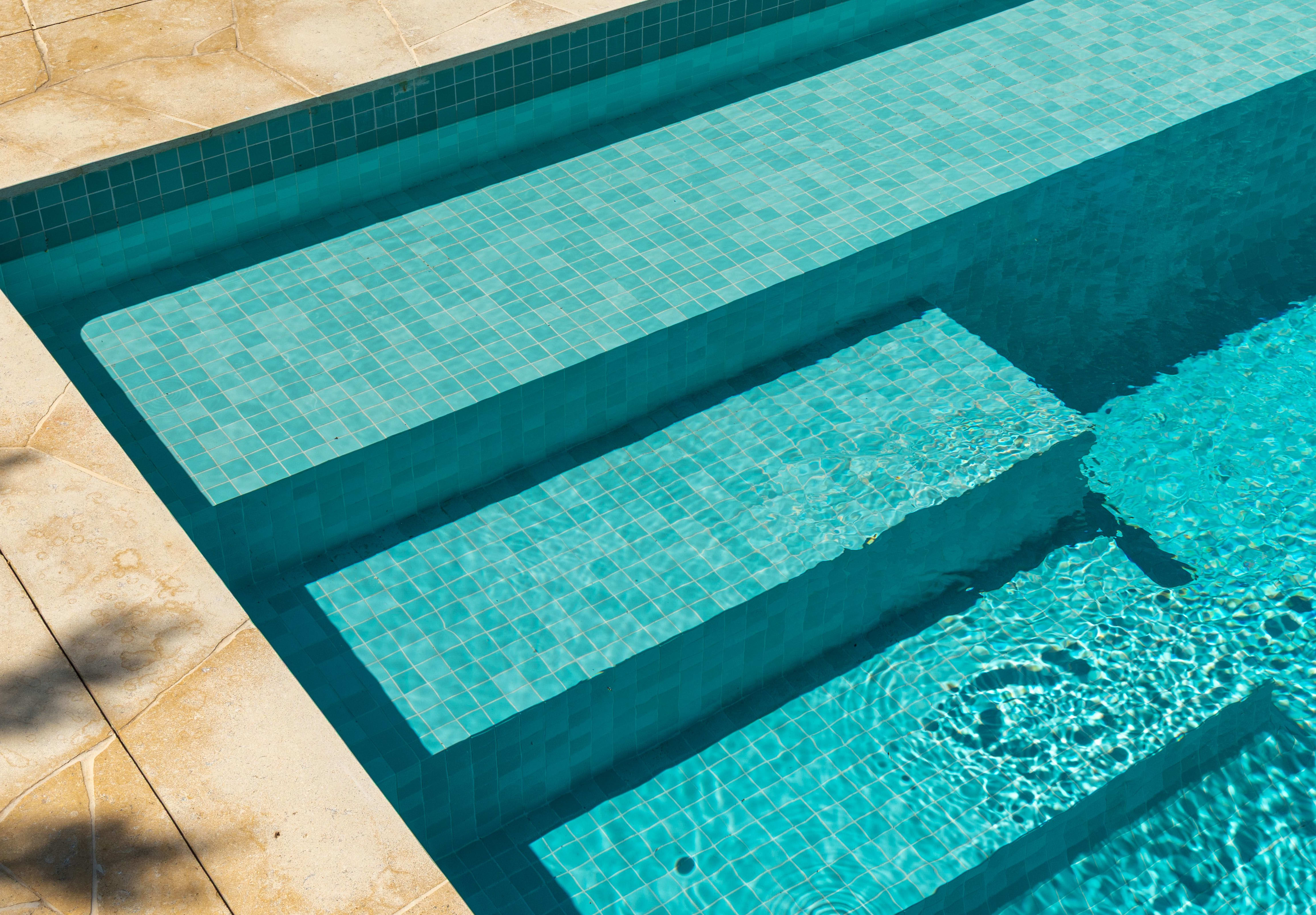 artisanexterior image upload c_limit,f_auto v1788234979 siren_pool_tiles_blog_image