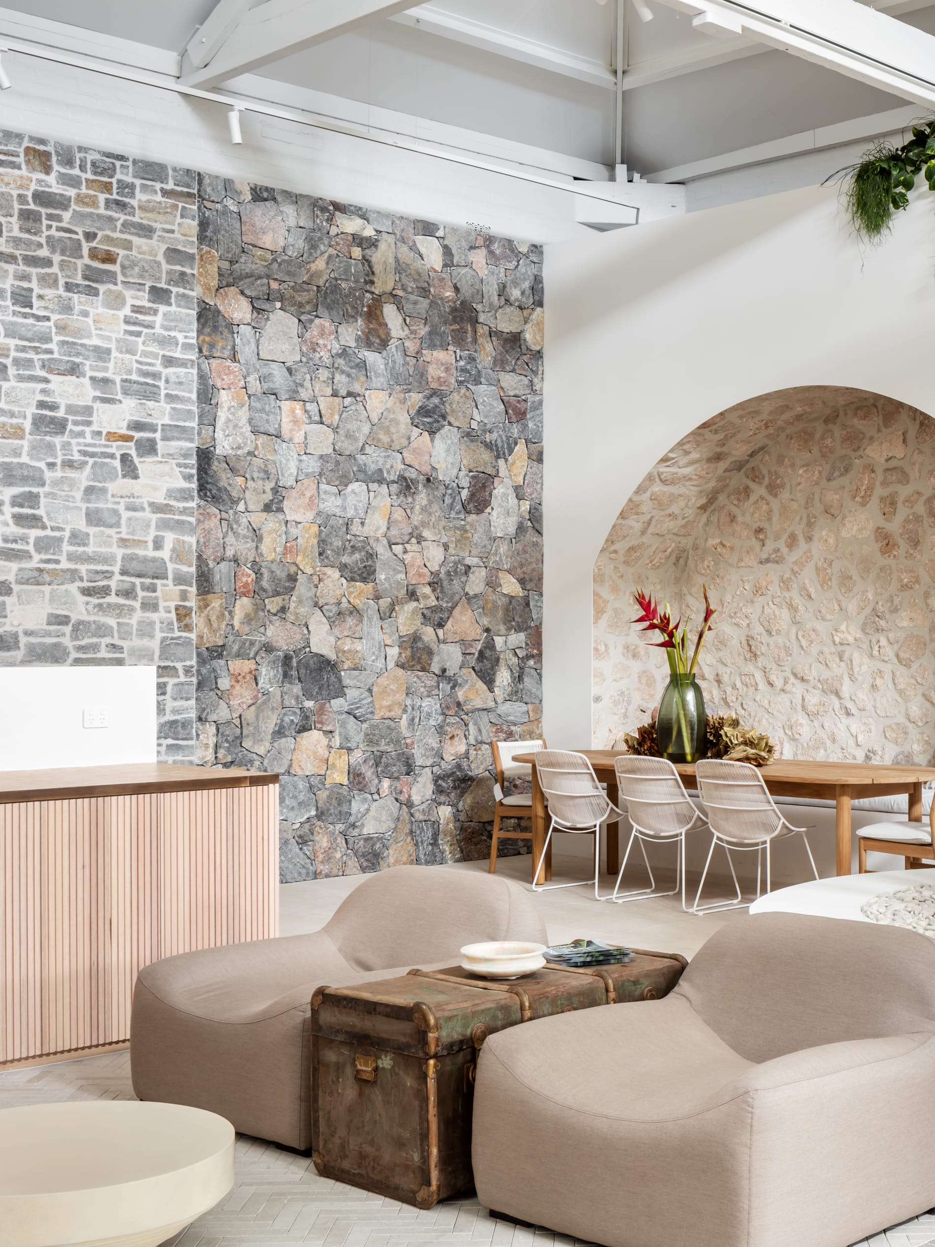 artisanexterior image upload c_limit,f_auto v1788487514 brisbane_studio_contact_card