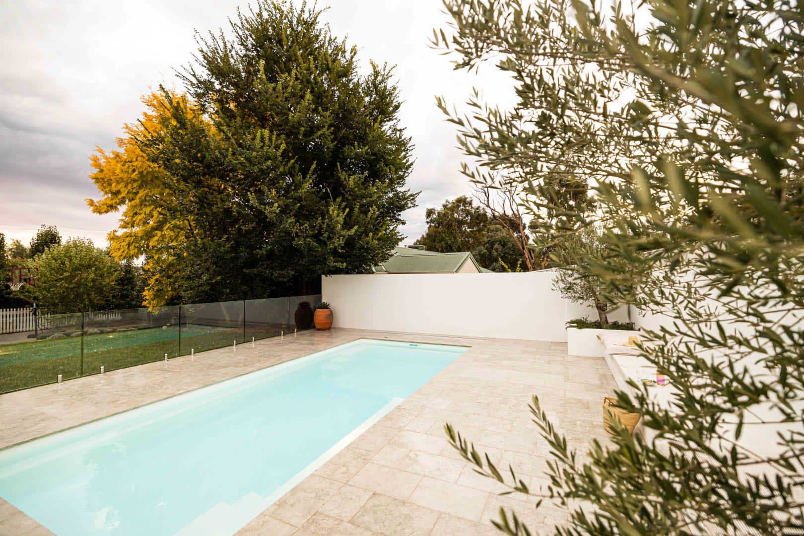artisanexterior image upload c_limit,f_auto v1790219948 olive_pavers_gallery_image