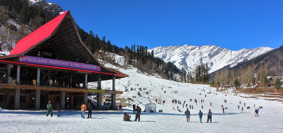 Solang Valley Manali tour taxi