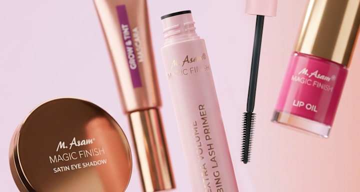 M. Asam MAGIC FINISH Lippenstifte und Tiegel Produktbild mit Mascara-Applikator