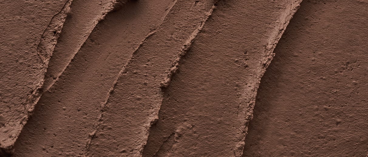 Textur-Swatch des Magic Finish Deep Teint Mousse von M.Asam