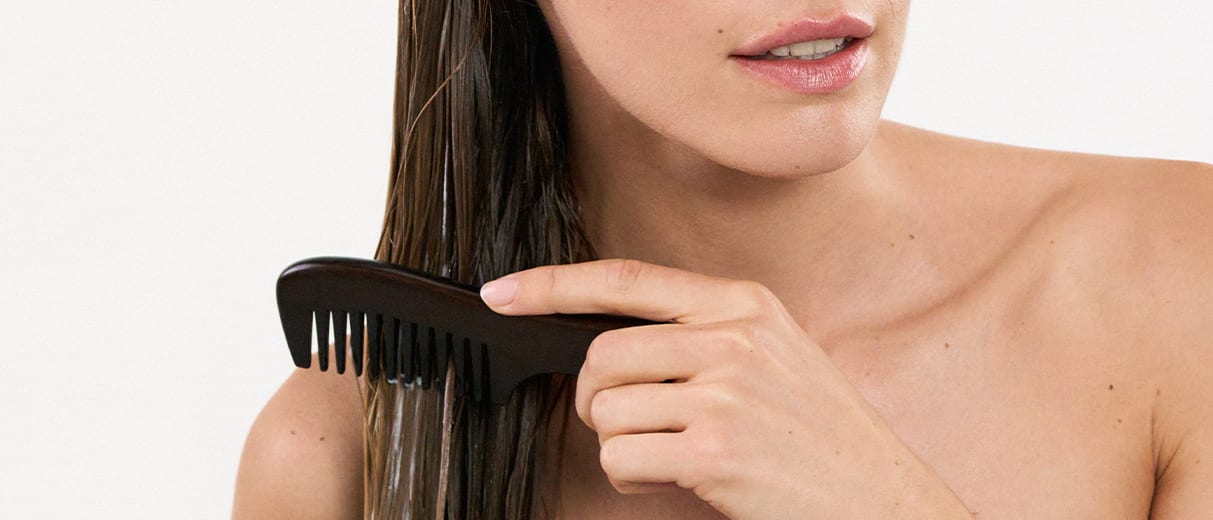 ahuhu DEEP CLEANSE avec effet peeling