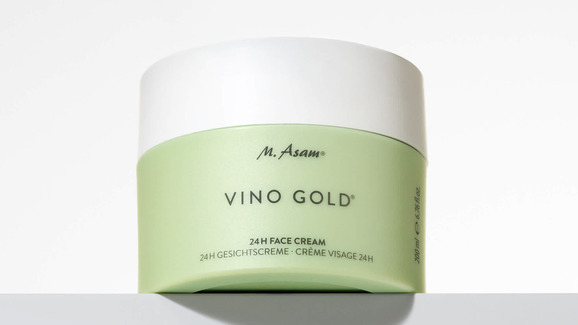 Produktbild VINO GOLD Creme im Tiegel von M. Asam auf hellem Hintergrund
