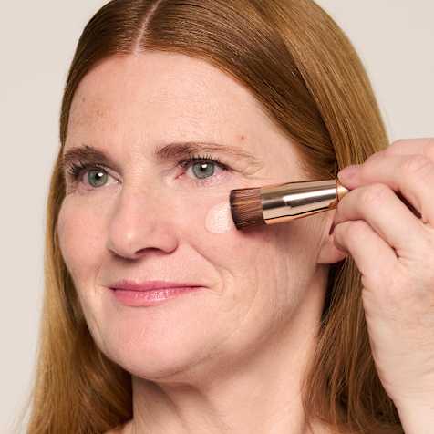 M. Asam MAGIC FINISH Supercharge Serum Foundation Fond de Teint Soft Ivory